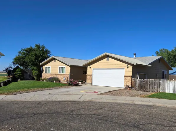 787 Skyhawk Dr, Ontario, OR 97914