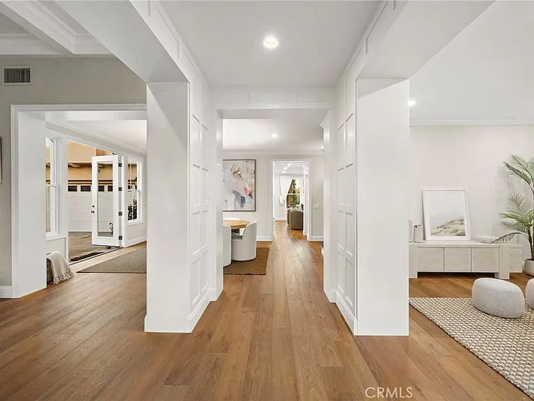 15 Vernon — Photo 17