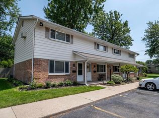 25725 S River Rd APT 5, Harrison Township, MI 48045