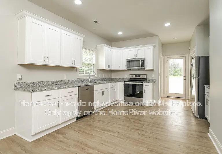 5 Carmalt St — Photo 6