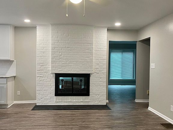5th image of 4640 Meekison Dr