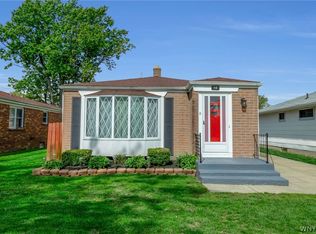 10 Alberta Dr, Amherst, NY 14226
