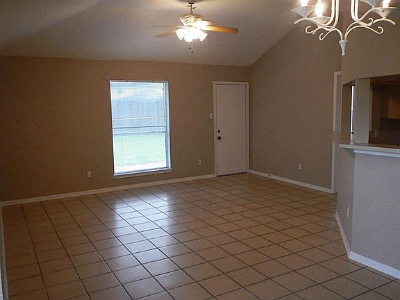 Another view of this great living room.
