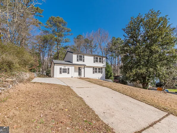 3344 Creekwood Dr, Rex, GA 30273