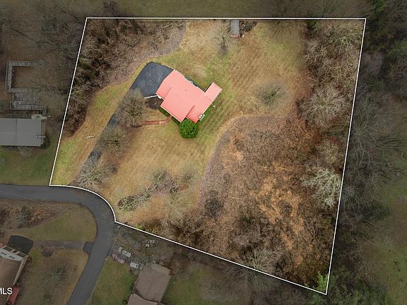 5th image of 206 Highland Rd