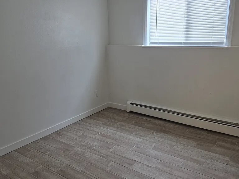 5030 El Camino Dr #13 — Photo 12