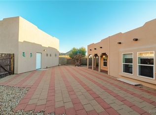 4655 N Smoketree Rd, Golden Valley, AZ 86413