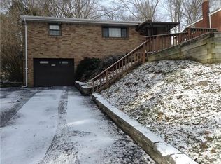 5578 Clarene Dr, Bethel Park, PA