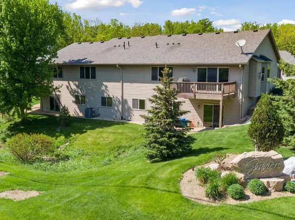 1501 Comstock Ln N, Plymouth, MN 55447