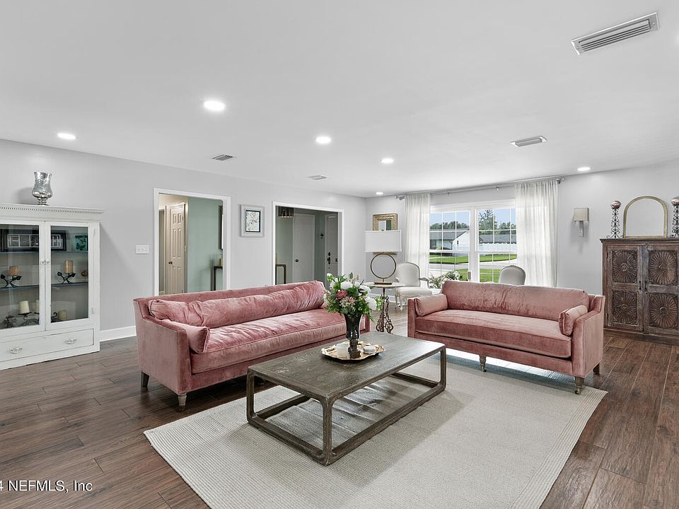 1st image of 2315 Cheryl Dr