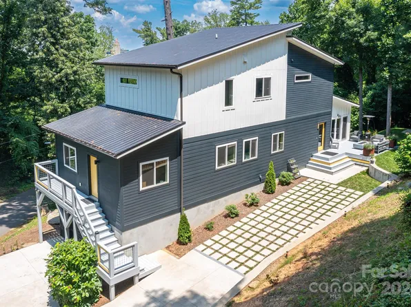 22 Ardmion Park, Asheville, NC 28801
