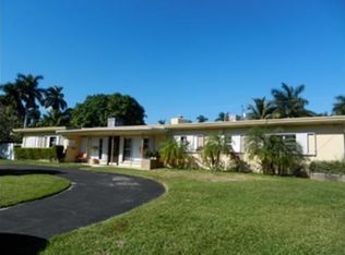 1127 Hollywood Blvd, Hollywood, FL 33019