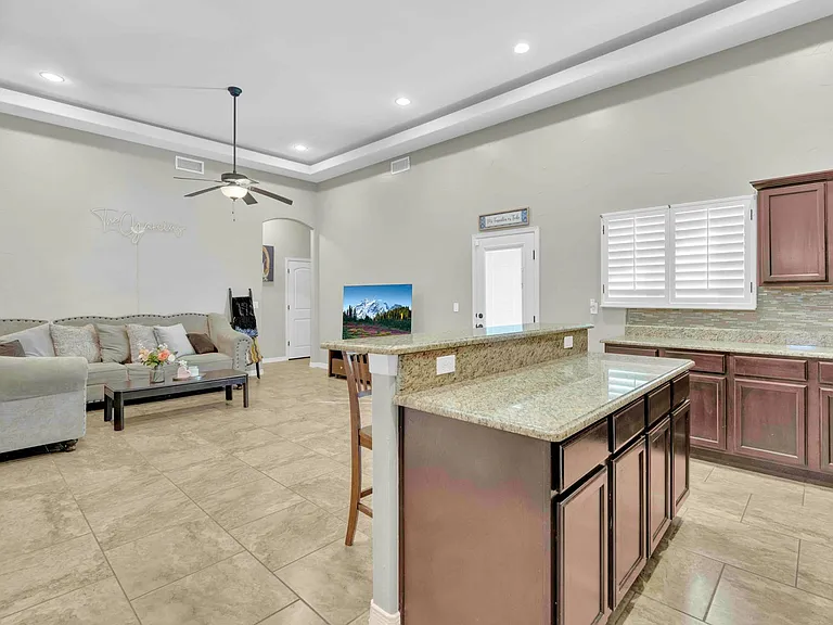14540 Randall Cunningham — Photo 12