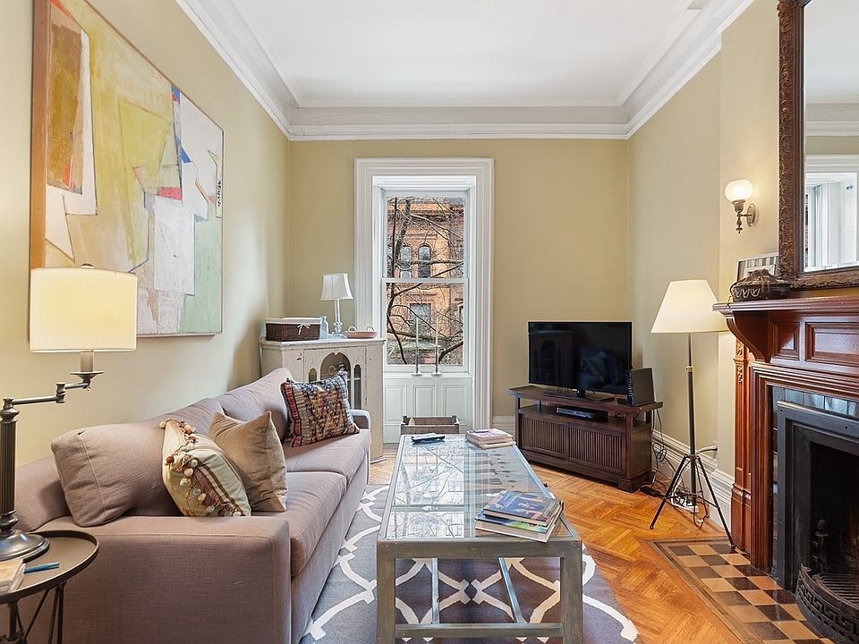 1st image of 45 W 73rd St APT 2D