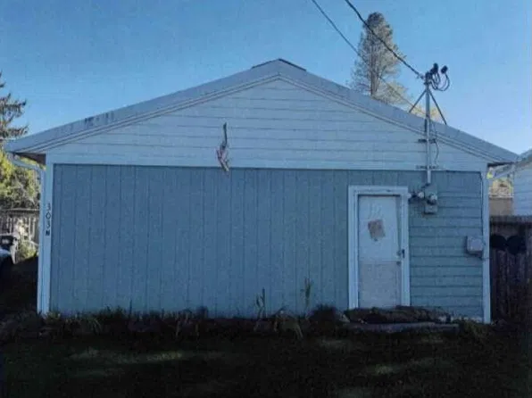 303 Monroe St S, South Bend, WA 98586