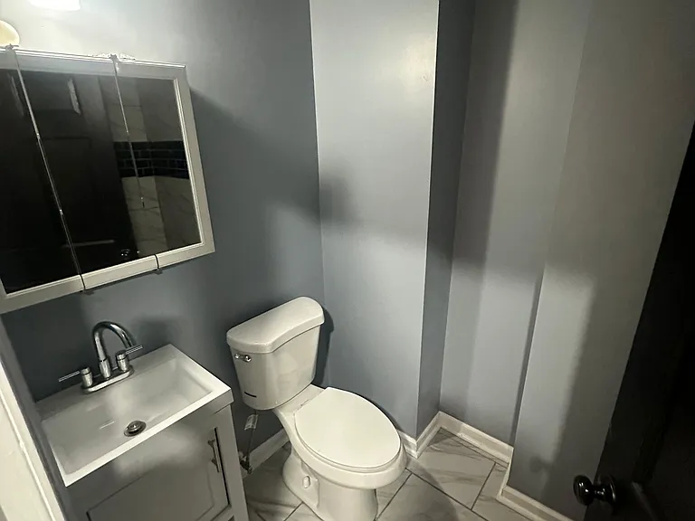 919 N Rose St — Photo 9