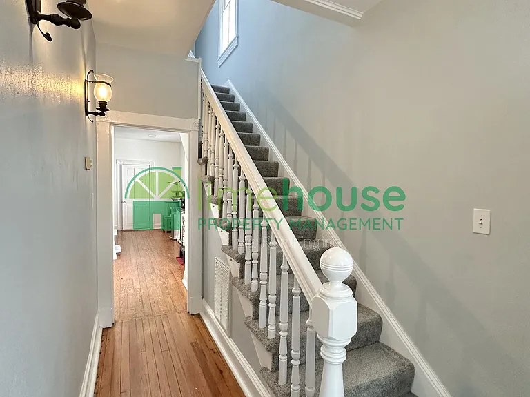 106 Parkview Ave — Photo 7