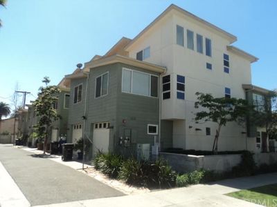 1010 W Leighton Ave, Los Angeles, CA, 90037