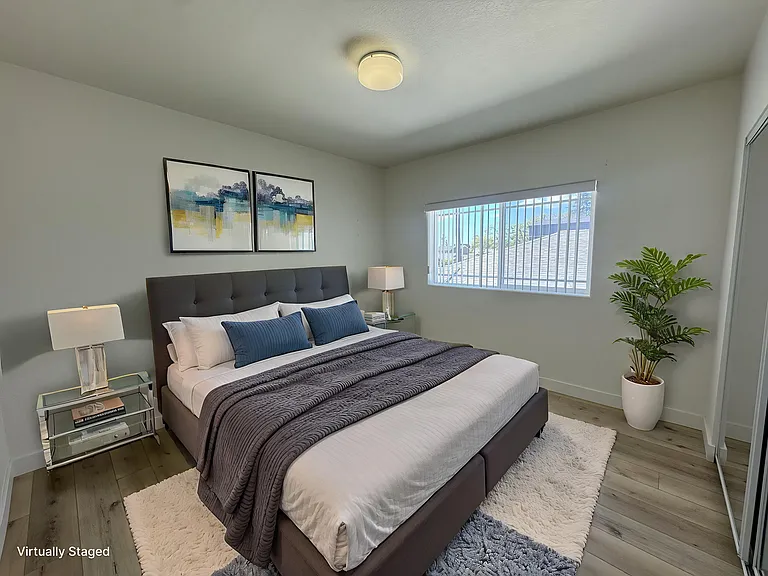 4077 Inglewood Blvd — Photo 16
