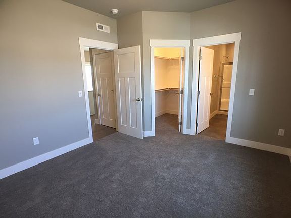 5th image of 1736 Island View Dr