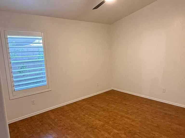 9621 W Potter Dr — Photo 13