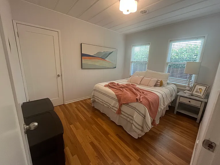 401 San Antonio Way — Photo 18
