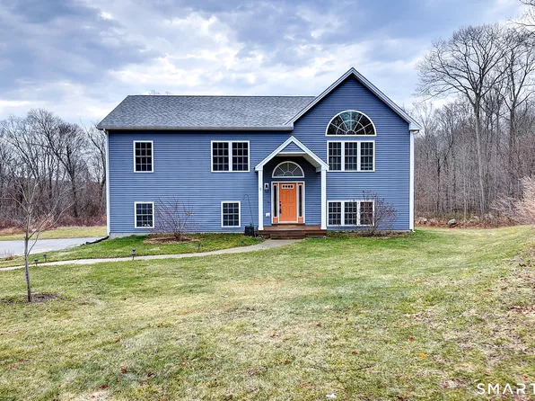 5 Rebecca Court, Montville, CT 06370