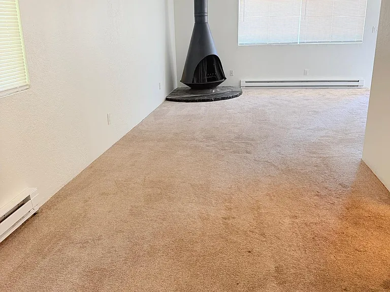 14526 NE 6th Pl #4 — Photo 5