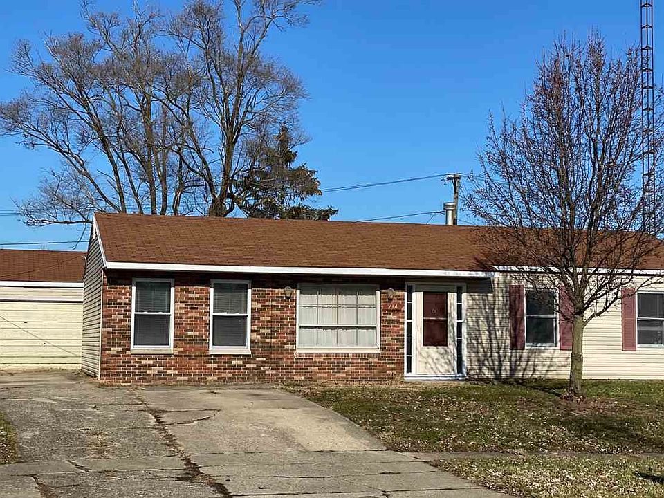 1st image of 214 Crestwood Ln