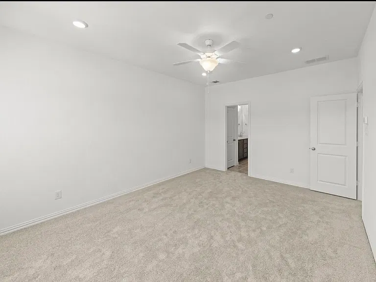 1048 Keene Ridge Dr — Photo 9