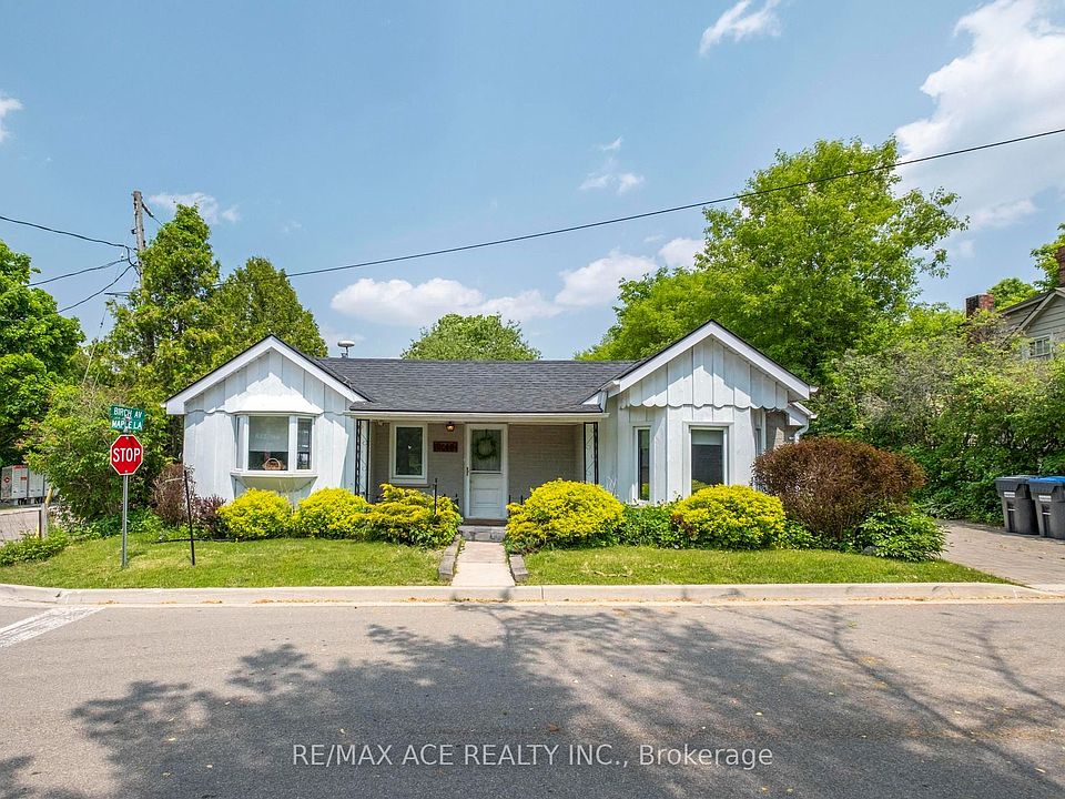 1st image of 11 Maple Ln