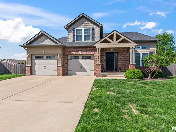 1613 Chriswell Gdns, Chatham, IL 62629