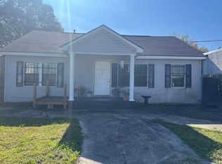 1811 Houston St, Orange, TX 77630