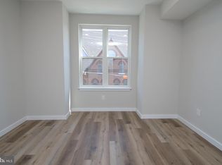 1266 S 27th St #B, Philadelphia, PA 19146