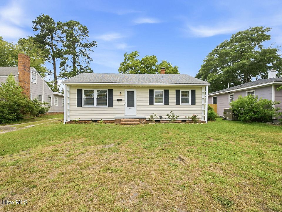 1st image of 521 Thomas Avenue