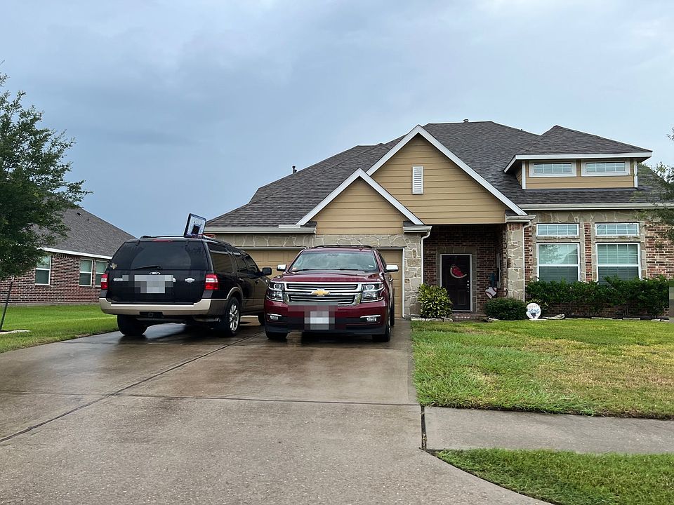 1st image of 4014 Longwood Dr