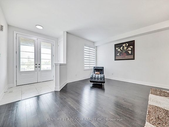 5th image of 983 Langford Blvd