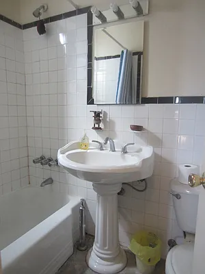 Rented by Majesty Management | media 26