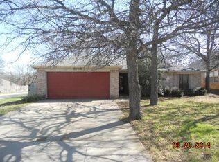 6756 Parkwood Dr, North Richland Hills, TX 76182
