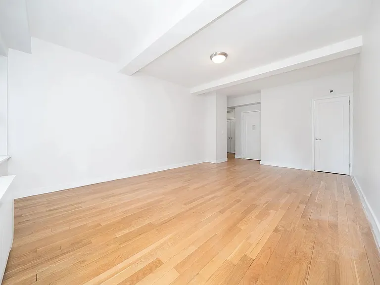 400 E 57th St #8LN — Photo 4