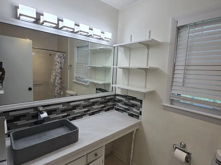 5247 Brownwood Ct — Photo 4
