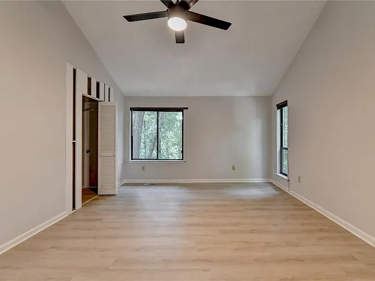 5100 Forest Mist Dr SE — Photo 18