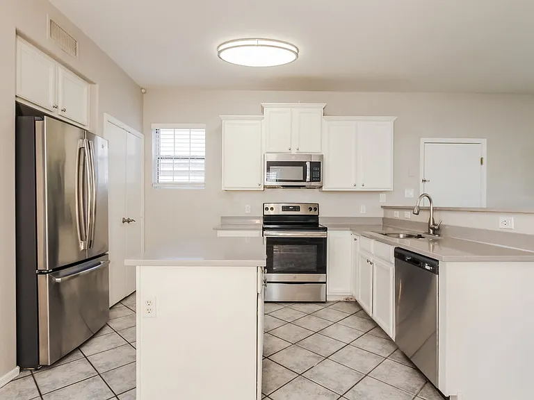 4009 W Maldonado Rd — Photo 8