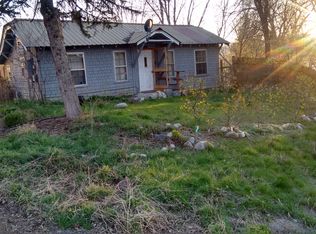 114 E 3rd St, Tonasket, WA 98855