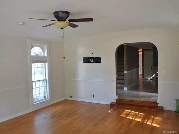 5th image of 148 Forest Ln