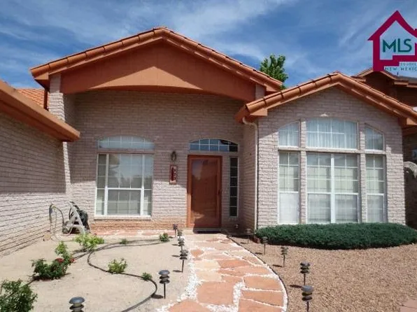 923 Stagecoach Dr, Las Cruces, NM 88011