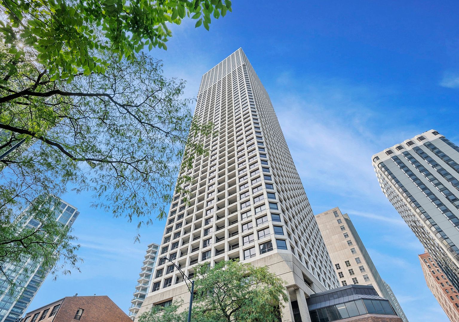 1030 N State St Unit 38J, Chicago, IL 60610, MLS# 11978165