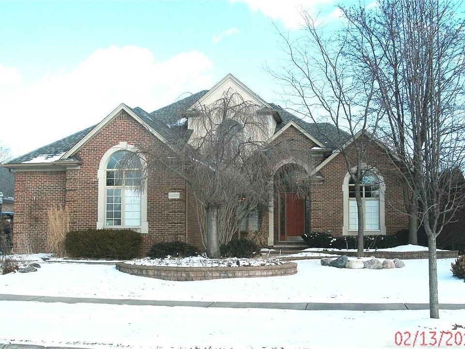 1st image of 48228 Conifer Dr