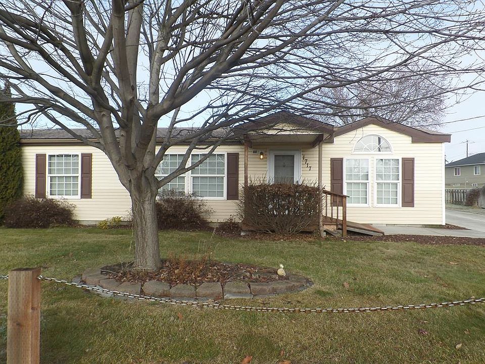 1st image of 1717 Bryant Ave