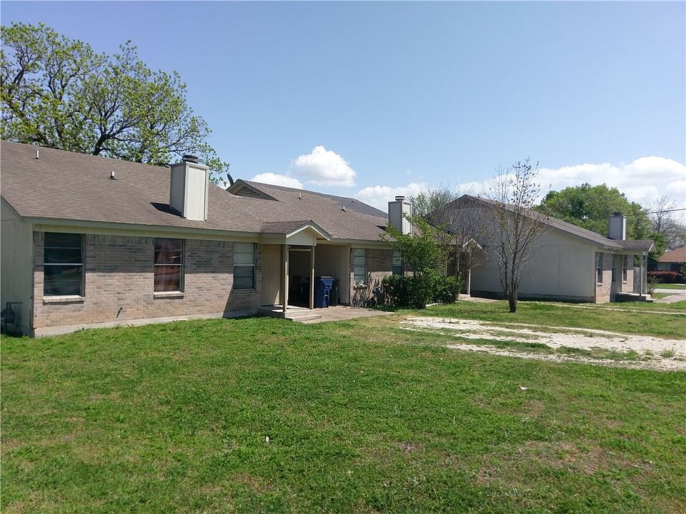 1st image of 104 Jim Cage Ln